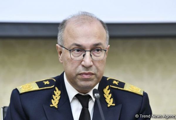 Заур Гусейнов: В Баку продезинфицированы все станции метро