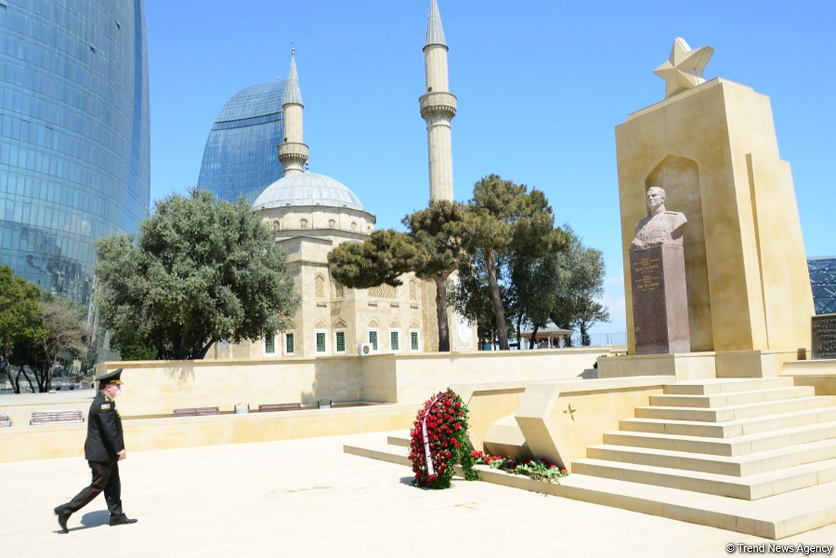 Azerbaijan marks Day of Victory in Great Patriotic War (PHOTO)