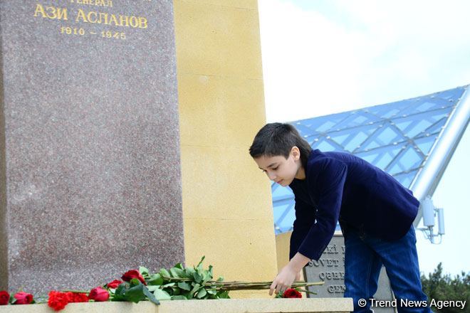 Azerbaijan marks Day of Victory in Great Patriotic War (PHOTO)