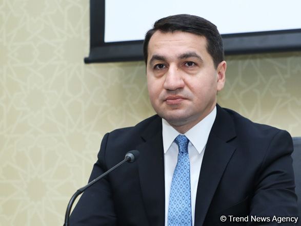 Хикмет Гаджиев о гуманитарной и материальной помощи Азербайджана различным странам в рамках борьбы с коронавирусом