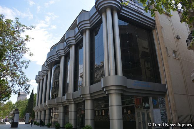 Театр юного зрителя поддержал ВС Азербайджана