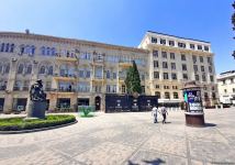 Баку после смягчения режима карантина - от "Торговой" до Площади фонтанов (ФОТО)
