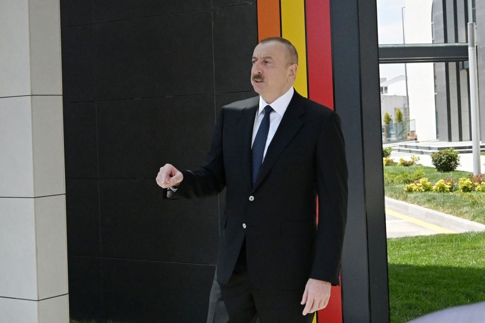 Президент Ильхам Алиев и Первая леди Мехрибан Алиева приняли участие в открытии Центра DOST номер 3 (ФОТО/ВИДЕО)