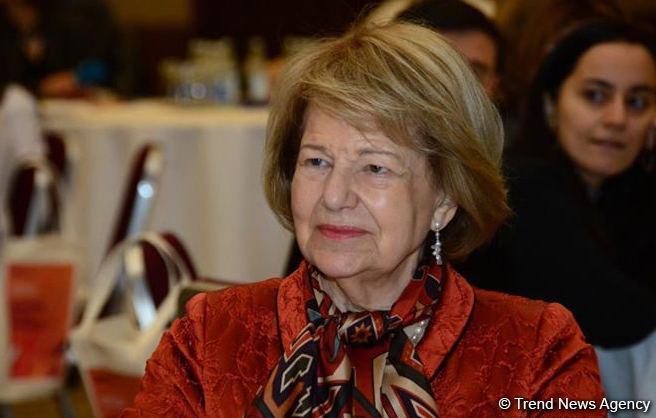 Баронесса Эмма Николсон:  Великобритания и Азербайджан могут работать в тесном контакте по всем направлениям на взаимовыгодной основе (Интервью)