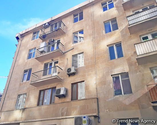 В связи с переселением жителей ряда домов в Баку в 2022 г. была выделена единовременная помощь в 16 млн манатов
