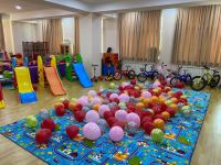 Праздничные подарки малышам от Фонда Гейдара Алиева (ФОТО)