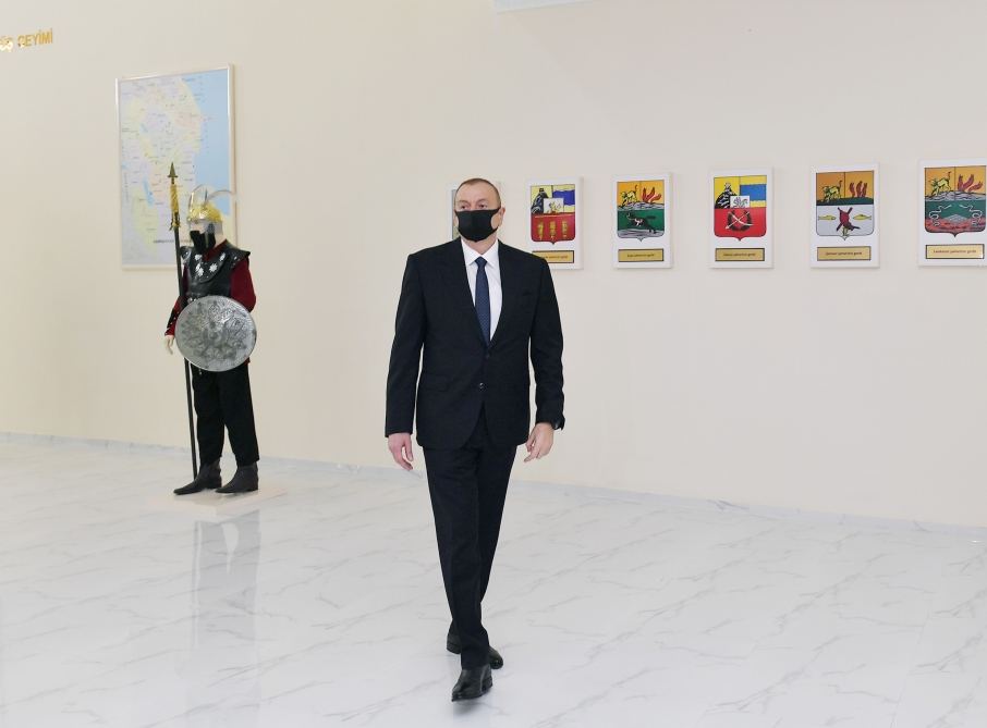 Президент Ильхам Алиев принял участие в открытии в Тертере Музея государственной символики  (ФОТО/ВИДЕО)