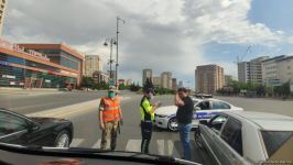 Главное управление полиции Баку - На дорогах задерживаются водители, нарушающие режим карантина (ФОТО)
