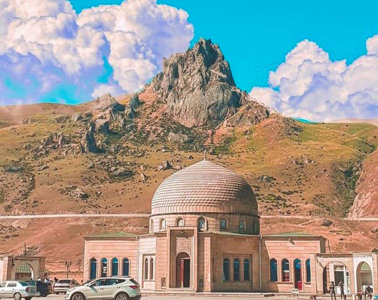 Тайны и предания горы Бешбармаг- Хыдыра Зинда в Азербайджане (ФОТО)