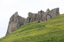 Тайны и предания горы Бешбармаг- Хыдыра Зинда в Азербайджане (ФОТО)