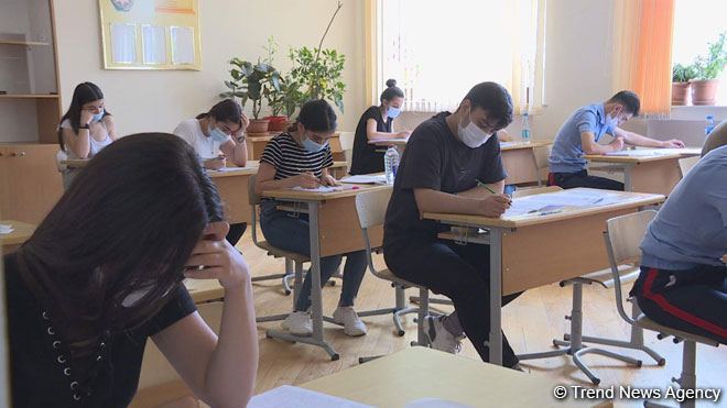 В Азербайджане сегодня до 17 тыс. абитуриентов сдадут вступительные экзамены