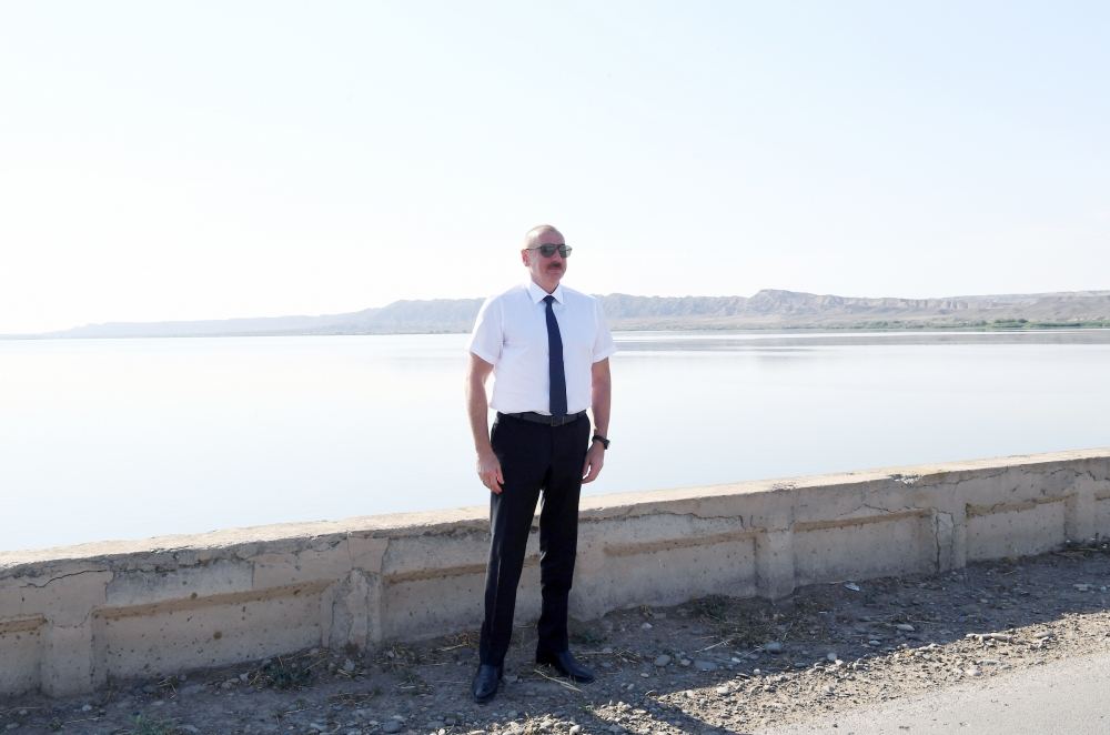 President Ilham Aliyev viewed activities of agropark owned by Agro Dairy LLC in Samukh (PHOTO)