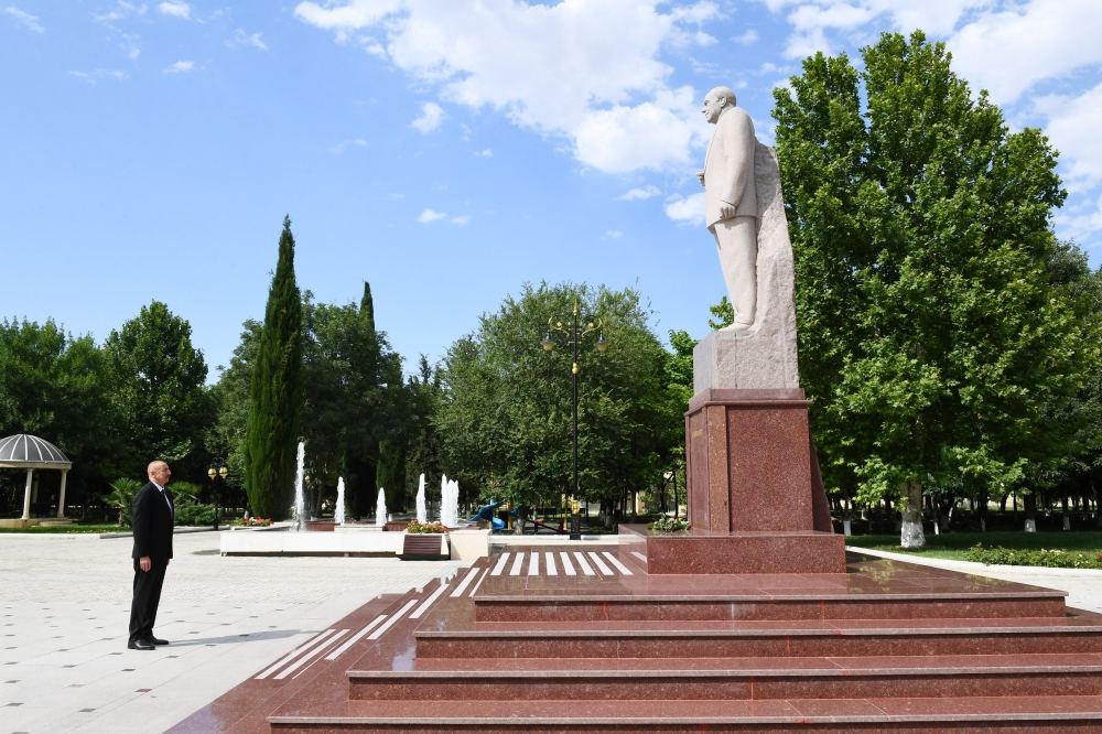 Azerbaijani president arrives in Samukh district for visit