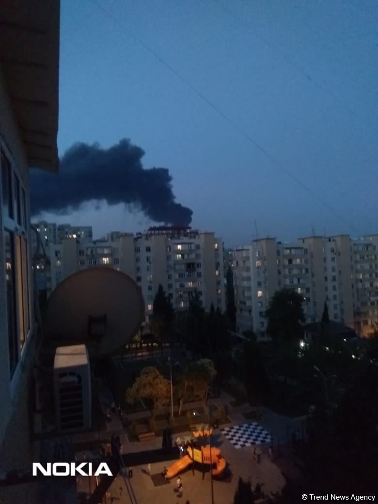 Пожар на фабрике по производству красок в Баку потушен (ФОТО/ВИДЕО) (Обновлено)