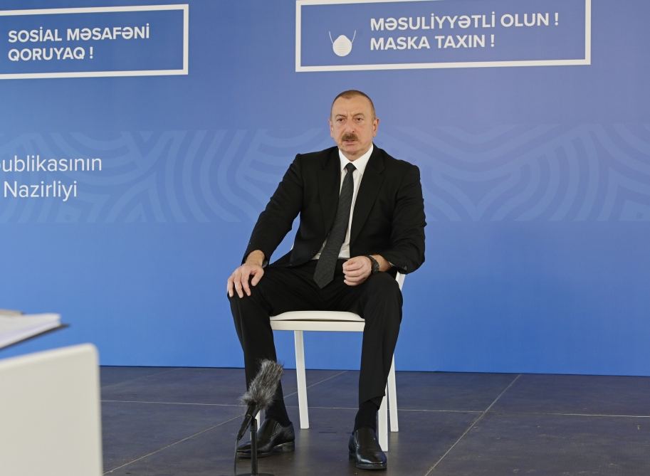 Президент Ильхам Алиев и Первая леди Мехрибан Алиева приняли участие в открытии модульного госпиталя для лечения больных коронавирусом в Баку (ФОТО/ВИДЕО)