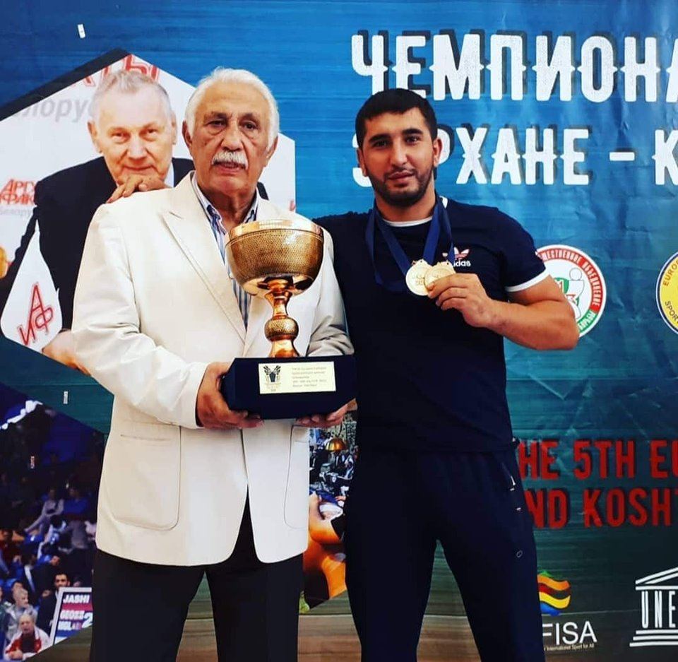 Скончался 22-летний чемпион мира, азербайджанский борец Руфат Гюльалиев (ФОТО)