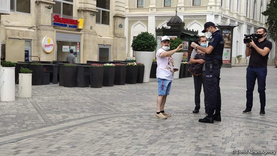 Сегодняшняя ситуация на улицах и дорогах Баку (ФОТО)