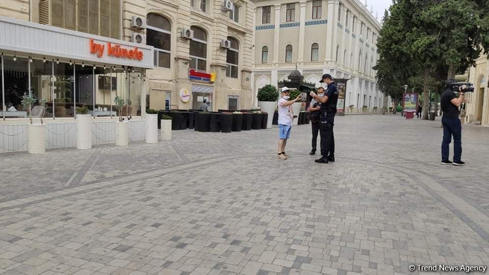 Сегодняшняя ситуация на улицах и дорогах Баку (ФОТО)