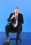 Президент Ильхам Алиев и Первая леди Мехрибан Алиева  приняли участие в церемонии предоставления квартир и автомобилей семьям шехидов и инвалидам войны в Баку (ФОТО/ВИДЕО) (Версия 2)