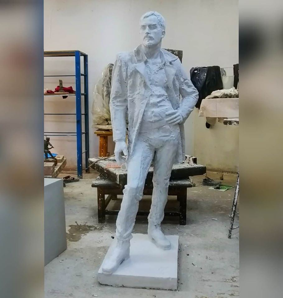 Азербайджанский студент создал мемориальную доску в память о полковнике Ильгаре Мирзоеве (ФОТО)