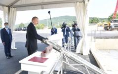 Президент Ильхам Алиев принял участие в церемонии закладки фундамента Центра творчества, выставки и продажи «Дом DOST»  в Исмаиллы (ФОТО)