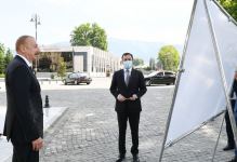 Президент Ильхам Алиев посетил памятник великому лидеру Гейдару Алиеву в Исмаиллы (ФОТО)