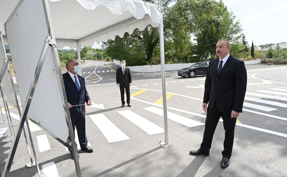 Президент Ильхам Алиев принял участие в открытии автодороги Муганлы-Исмаиллы-Тезекенд-Агбулаг-Гошакенд после реконструкции (ФОТО)