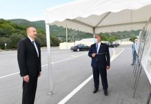 Президент Ильхам Алиев принял участие в открытии автодороги Гохмуг-Балталы-Бабаратма-Гарадаглы-Гудула-Дашуз в Шеки (ФОТО)