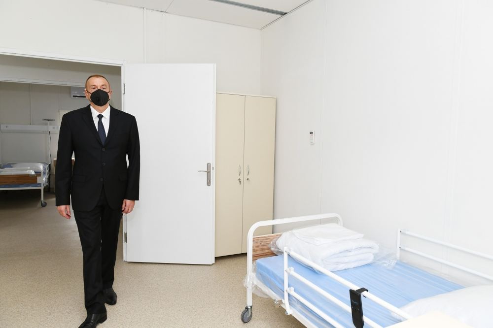 Президент Ильхам Алиев ознакомился с условиями, созданными в больнице модульного типа в Габале (ФОТО)