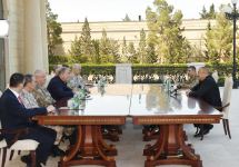 Президент Ильхам Алиев принял делегацию во главе с министром национальной обороны Турции (ФОТО/ВИДЕО)