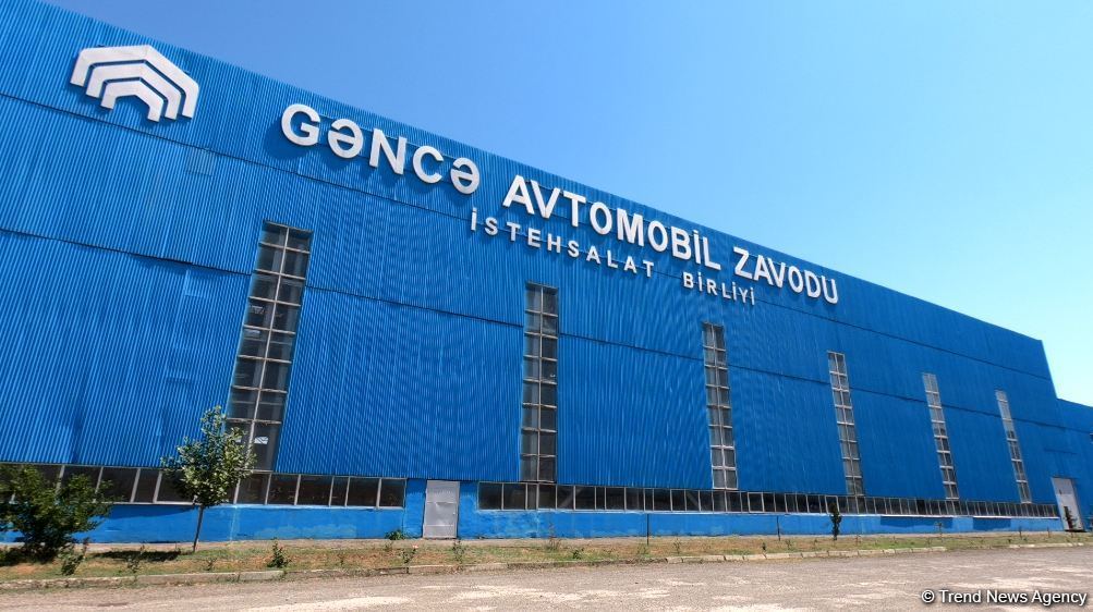 Гянджинский автомобильный завод будет продавать  электробусы в Турцию (ФОТО)