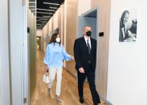Президент Ильхам Алиев и Первая леди Мехрибан Алиева приняли участие в открытии после капитального ремонта Детской школы искусств в Баку (ФОТО)