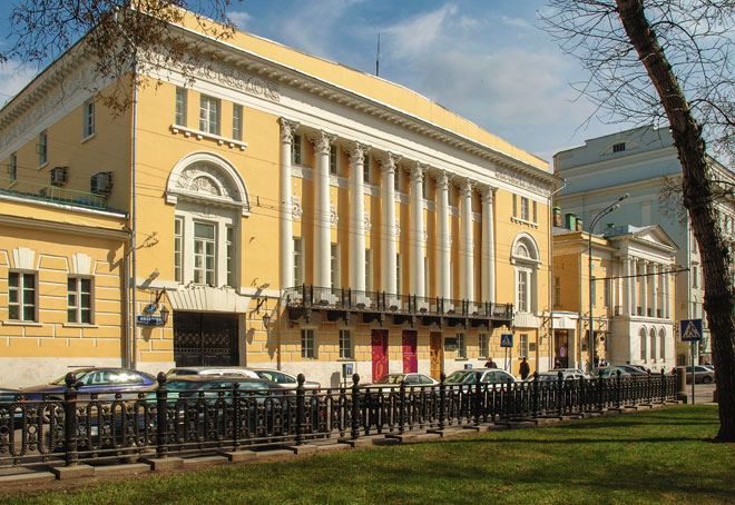 В Москве представлено искусство азербайджанских мастеров Абшеронской школы