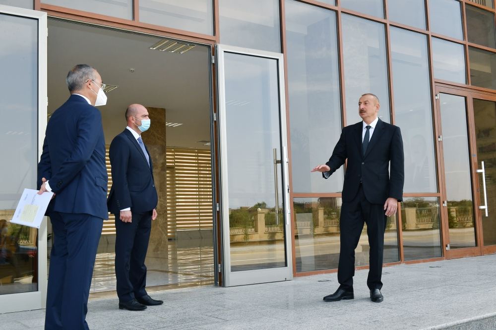 Президент Ильхам Алиев принял участие в открытии Центра профессионального образования в Сумгайыте (ФОТО)