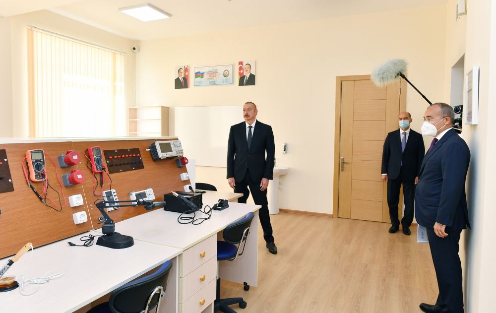 Президент Ильхам Алиев принял участие в открытии Центра профессионального образования в Сумгайыте (ФОТО)