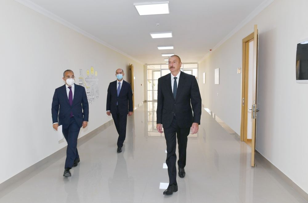 Президент Ильхам Алиев принял участие в открытии Центра профессионального образования в Сумгайыте (ФОТО)