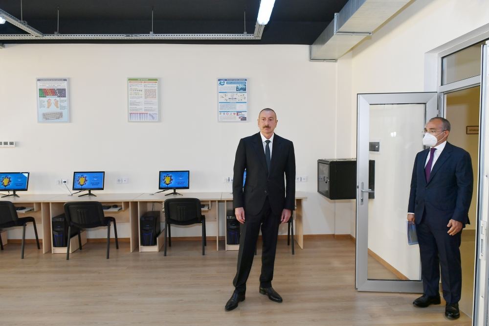 Президент Ильхам Алиев принял участие в открытии Центра профессионального образования в Сумгайыте (ФОТО)