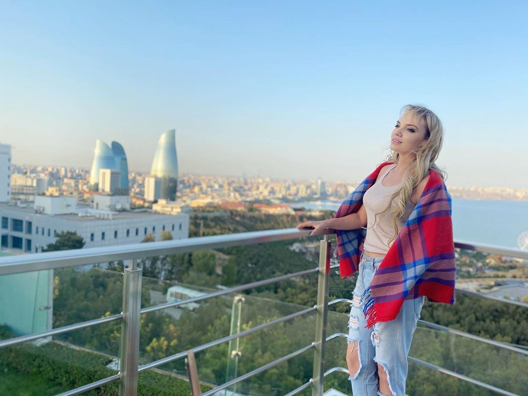 Made in Azerbaijan в жизни известной российской писательницы: Черными буквами на белых страницах (ФОТО)