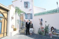 Azerbaijani president, first lady view landscaping work carried out in Balakhani settlement (PHOTO)