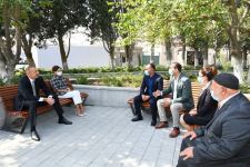 Azerbaijani president, first lady view landscaping work carried out in Balakhani settlement (PHOTO)