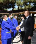 Президент Ильхам Алиев и Первая леди Мехрибан Алиева встретились с ранеными военнослужащими, лечащимися в Центральном военном клиническом госпитале минобороны (ФОТО)
