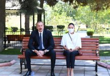 Президент Ильхам Алиев и Первая леди Мехрибан Алиева встретились с ранеными военнослужащими, лечащимися в Центральном военном клиническом госпитале минобороны (ФОТО)