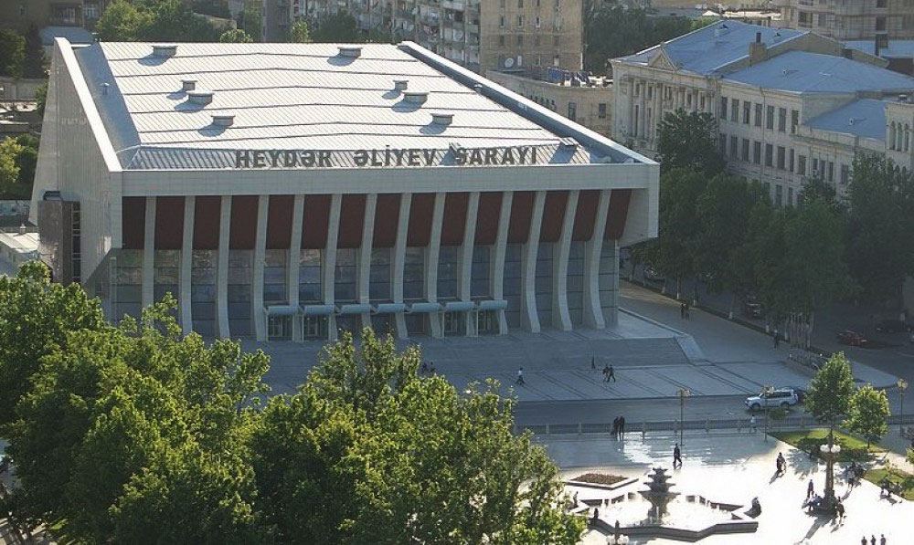 Коллектив Дворца Гейдара Алиева поддержал ВС Азербайджана – за освобождение наших земель от оккупации
