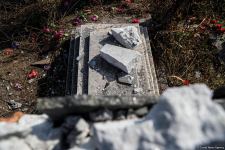 ВС Армении подвергли умышленному обстрелу кладбище в Агдаме (ФОТО)