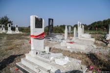 ВС Армении подвергли умышленному обстрелу кладбище в Агдаме (ФОТО)