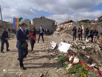 Посол Израиля побывал на месте ракетных ударов армянских ВС по Гяндже  (ФОТО)