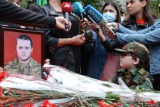 Азербайджанский военнослужащий Дмитрий Солнцев похоронен во второй Аллее шехидов (ФОТО)