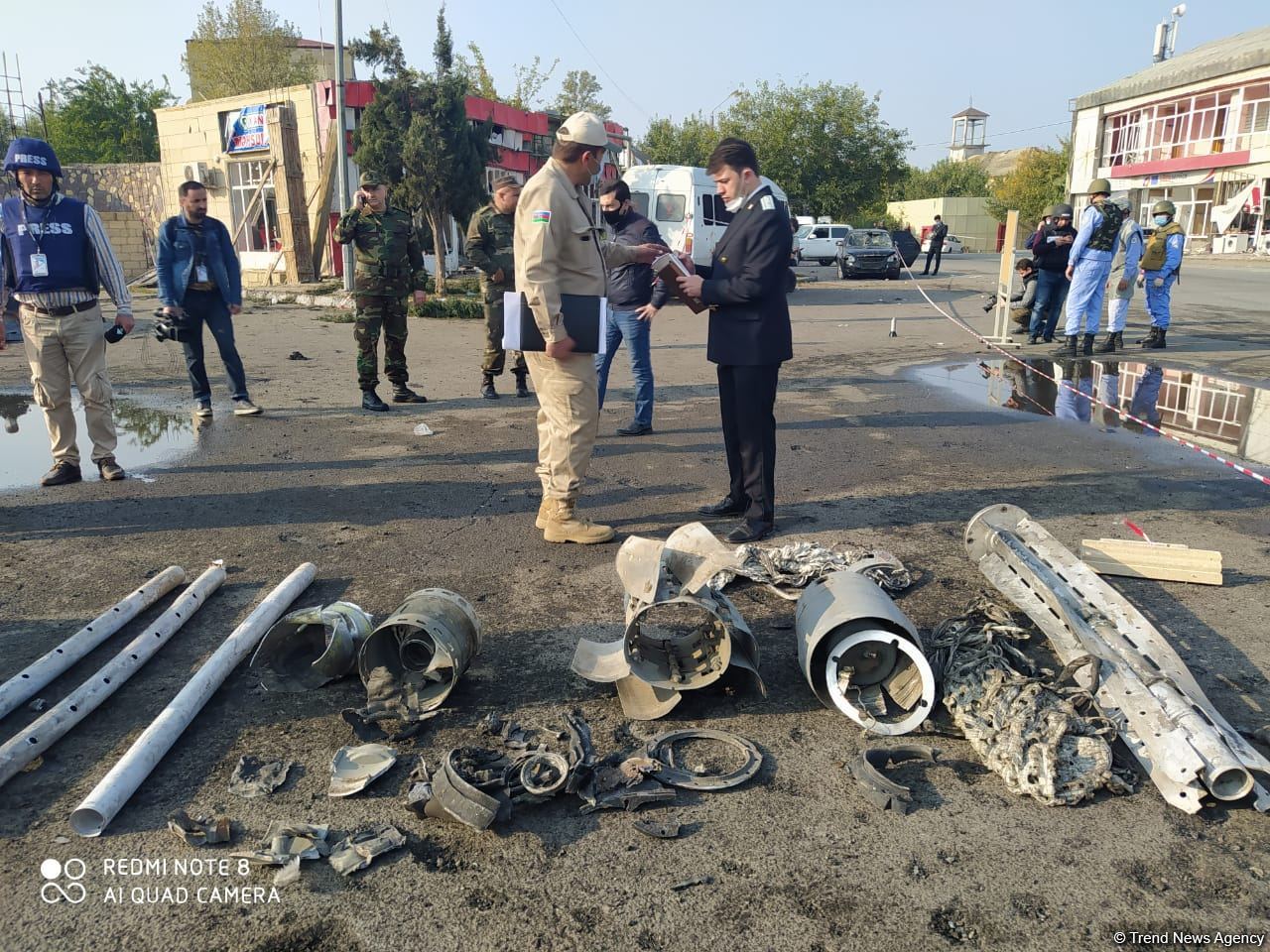 Обломки ракет, выпущенных армянскими ВС по Барде (ФОТО)