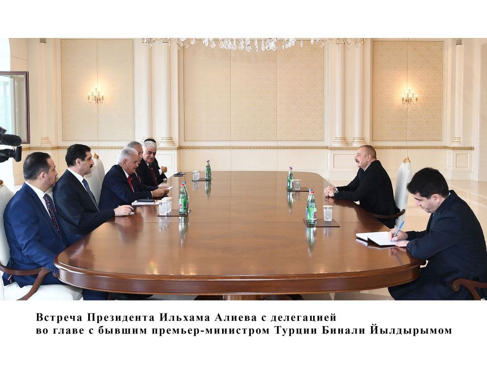 Президент Ильхам Алиев принял делегацию во главе с бывшим премьер-министром Турции Бинали Йылдырымом (ФОТО)