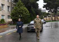 Президент Азербайджана Ильхам Алиев и Первая леди Мехрибан Алиева встретились с военнослужащими, проходящими лечение в Клиническом медцентре №1 (ФОТО)